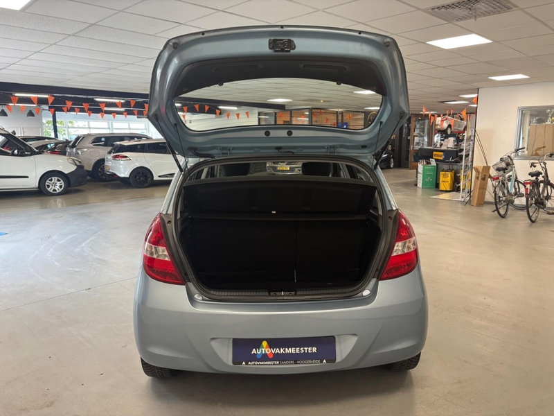 Hyundai i20 1.2i Plus — photo 6