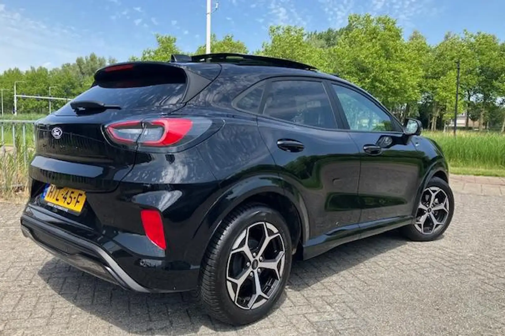 Ford Puma 1.0 EcoBoost 125PK Hybrid ST-Line Automaat Noir - 2