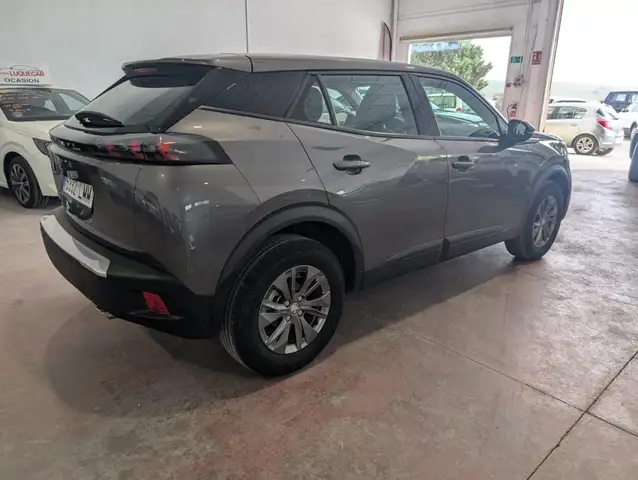 Peugeot 2008 view 6