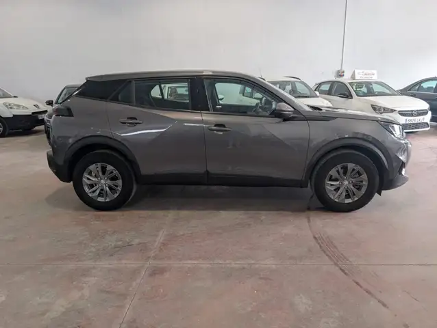 Peugeot 2008 view 7