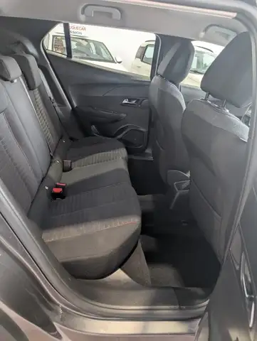 Peugeot 2008 view 16