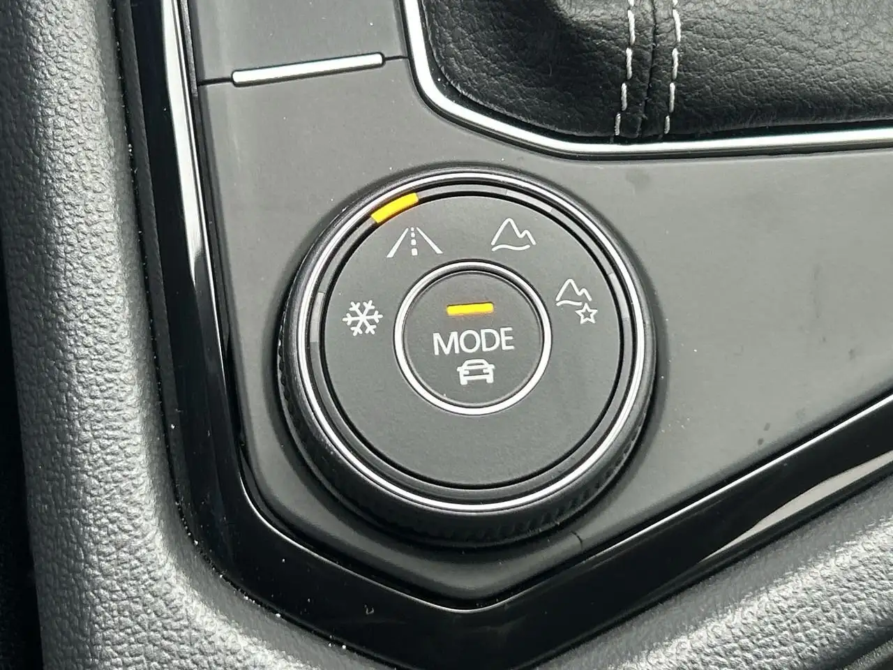 Volkswagen Taos снимка Volkswagen Taos