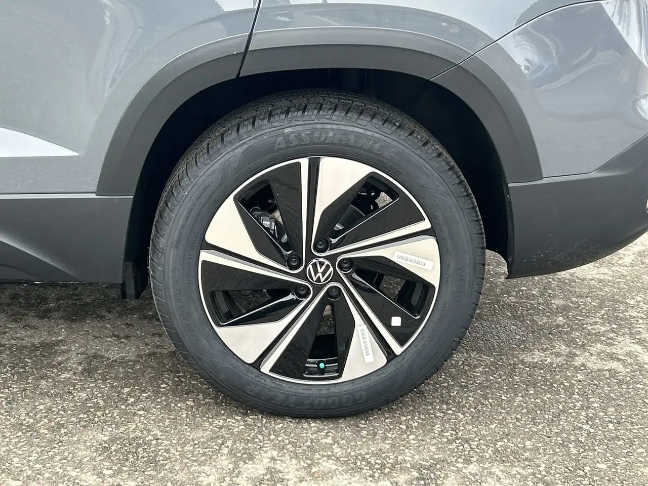 Volkswagen Taos снимка Volkswagen Taos