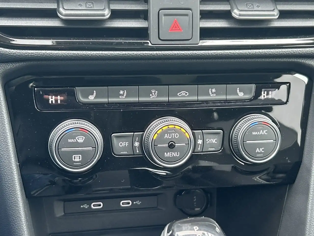 Volkswagen Taos снимка Volkswagen Taos