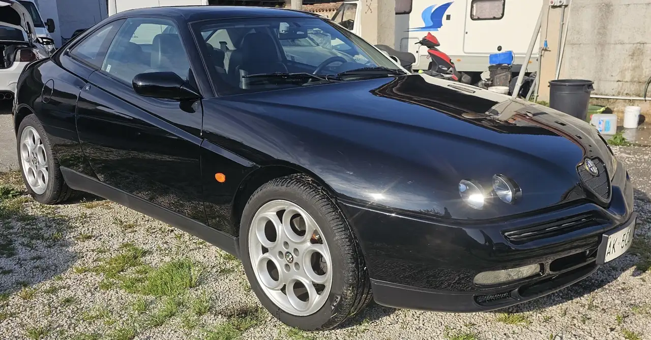 Alfa Romeo GTV 2.0 V6 tb, foto 2