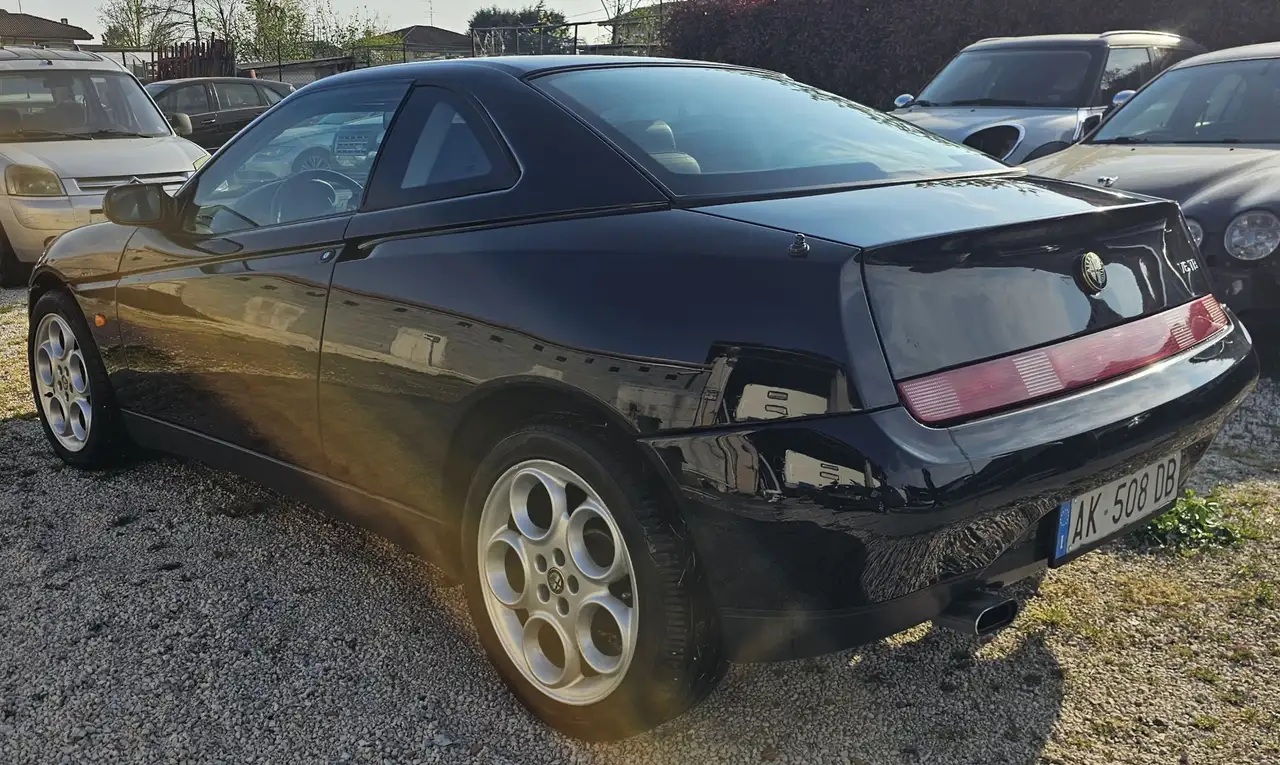 Alfa Romeo GTV 2.0 V6 tb, foto 3