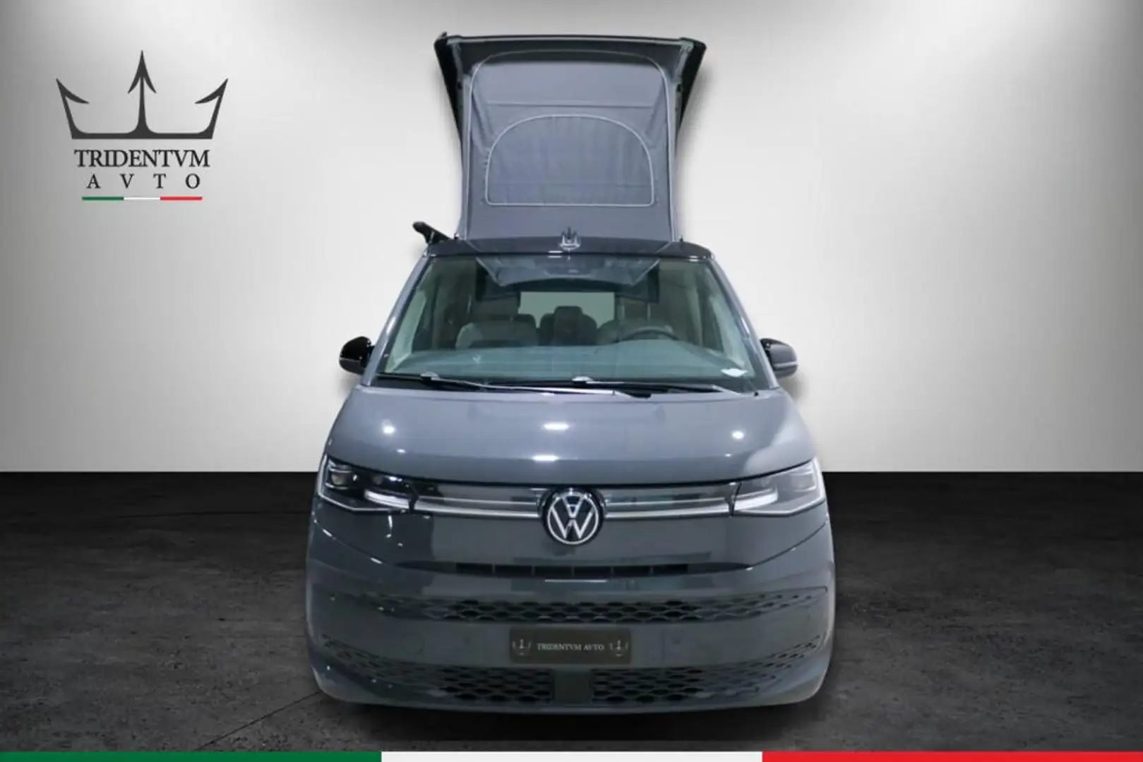Volkswagen T7 California 2.0 tdi Ocean 150cv DSG Šedá - 2
