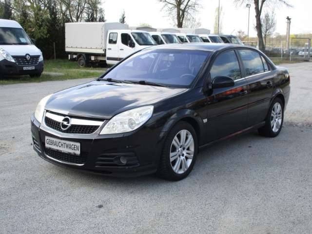 Second hand Opel Vectra 2.2
