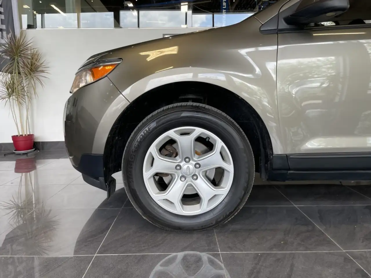 Ford Edge photo Ford Edge