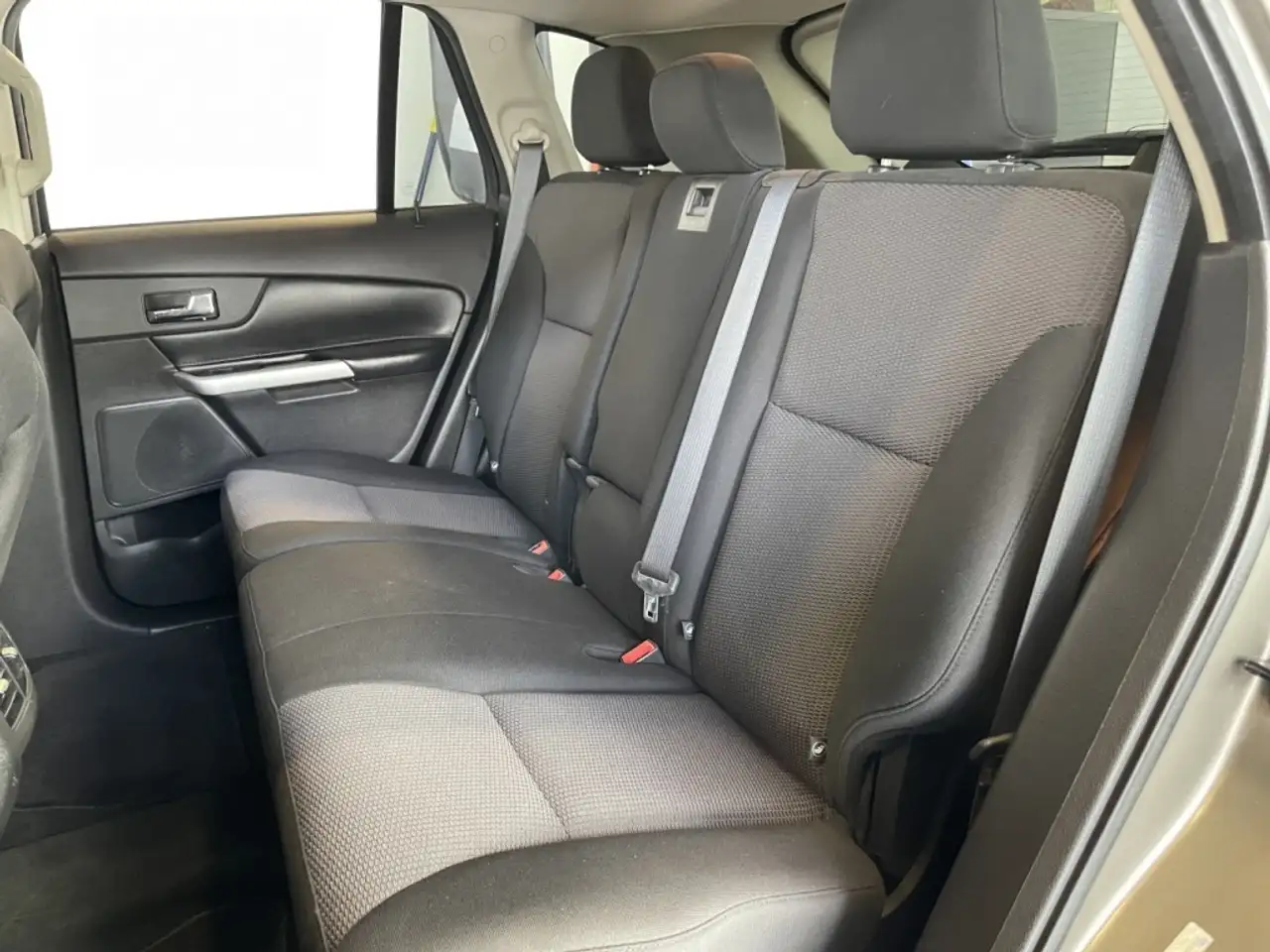 Ford Edge photo Ford Edge