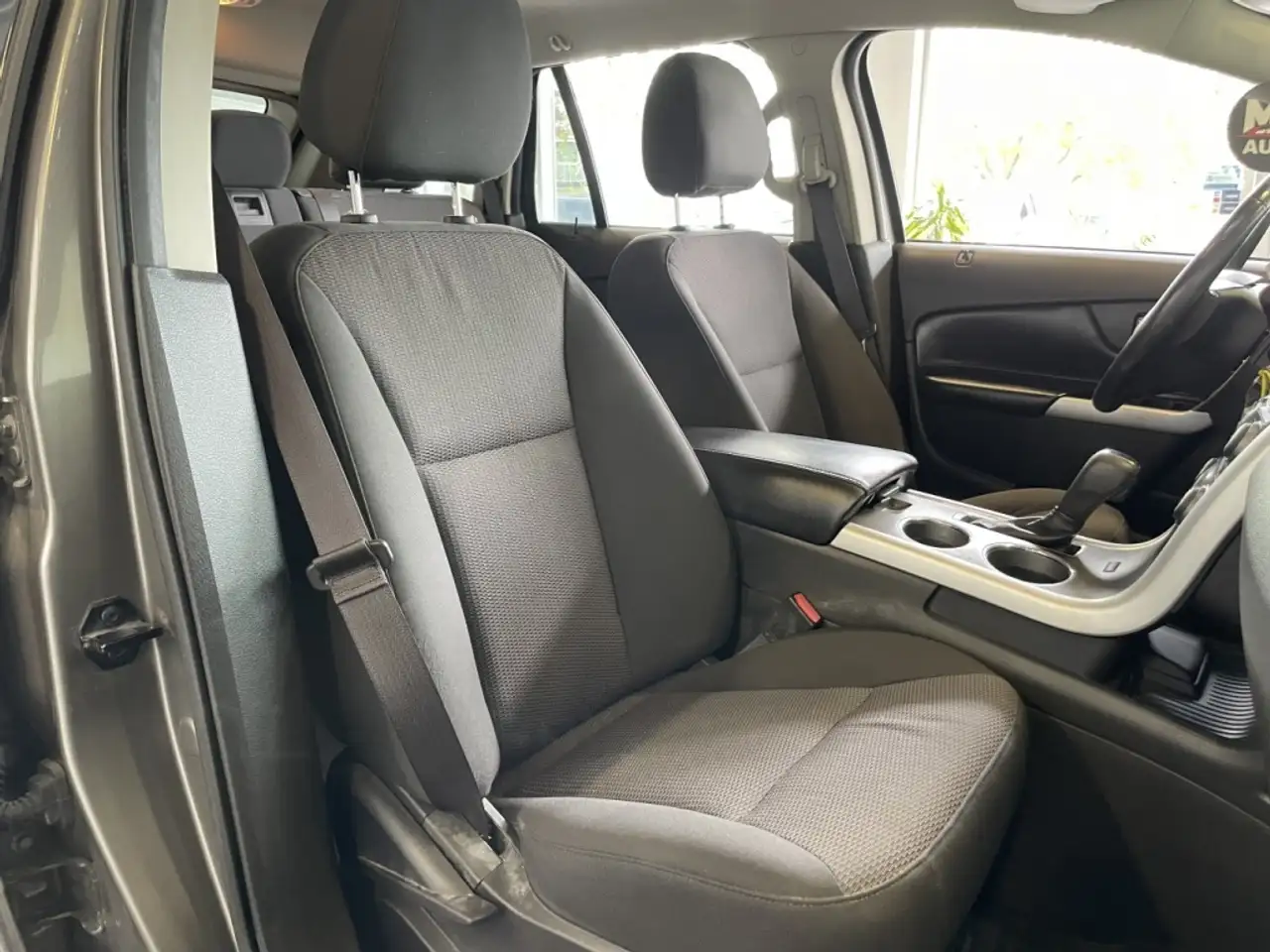 Ford Edge photo Ford Edge
