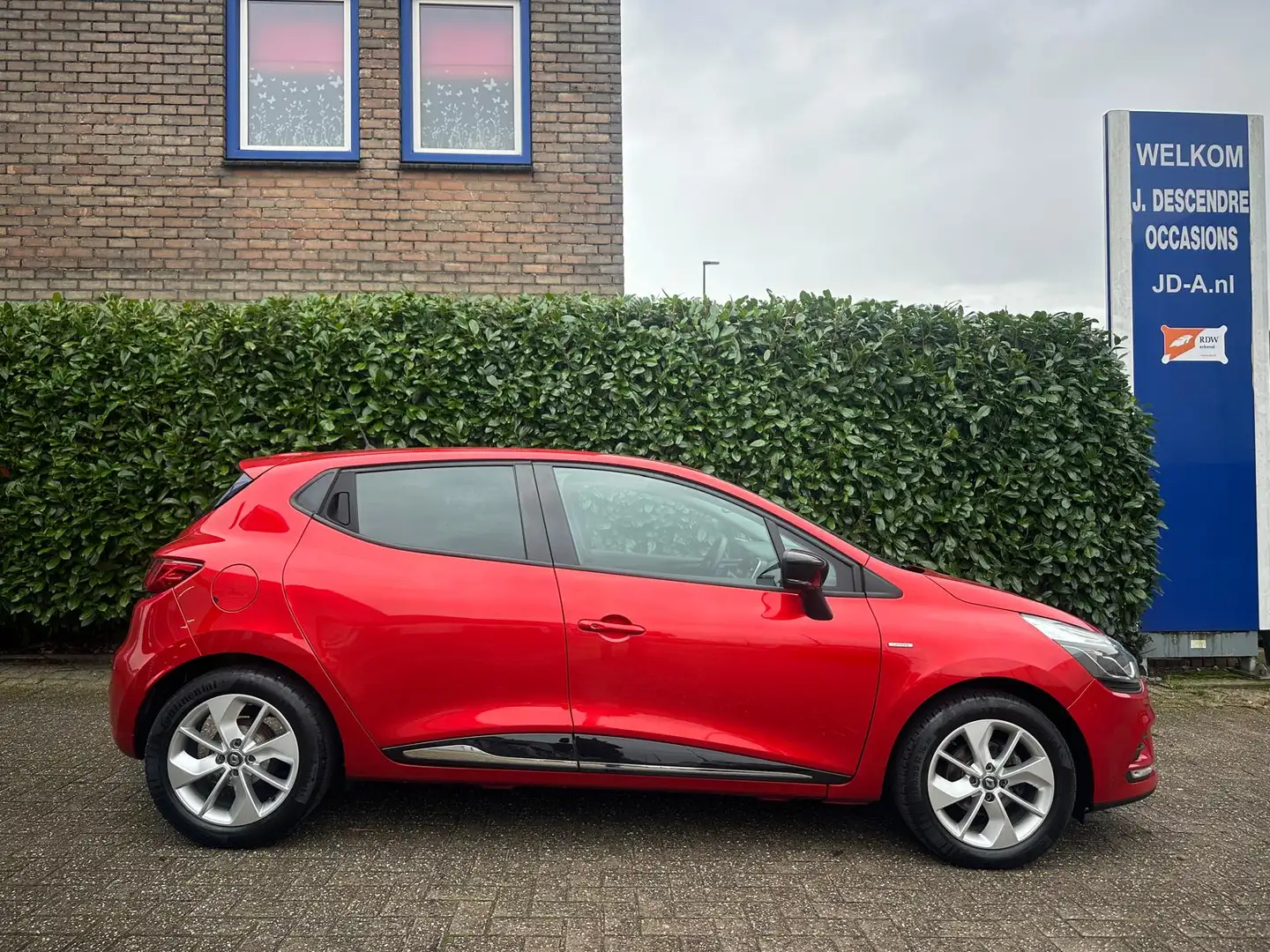 Renault Clio 0.9 TCe Limited Cruise C, Navigatie, Airco!!!! DIN Rot - 2