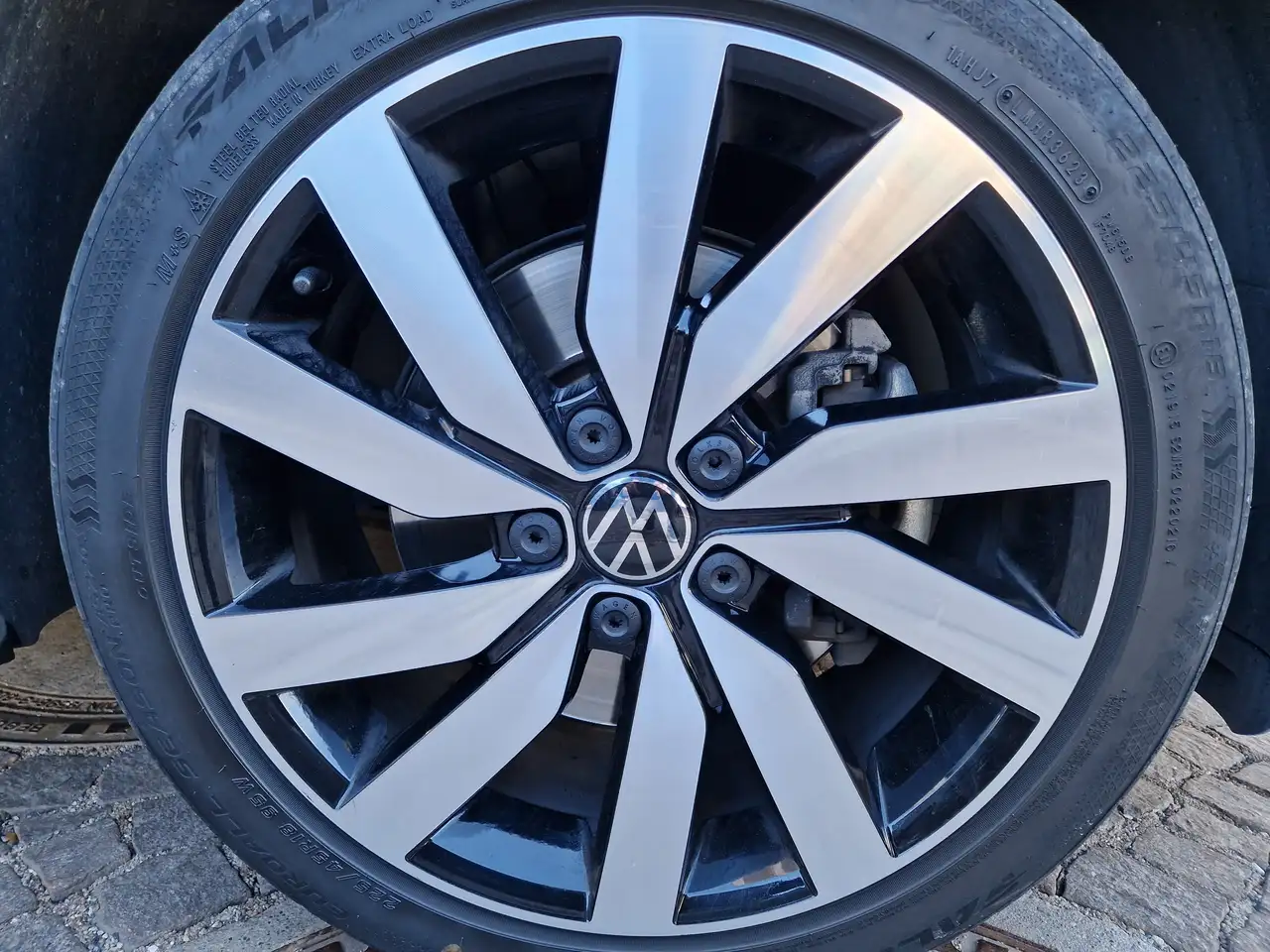 Volkswagen Touran 2.0TDI 150Cv R-Line DSG ACC LED 7Seater 18"VirCock 6