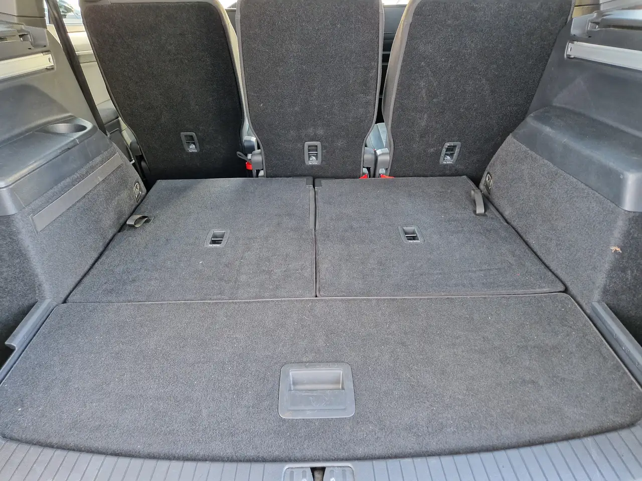 Volkswagen Touran 2.0TDI 150Cv R-Line DSG ACC LED 7Seater 18"VirCock 15