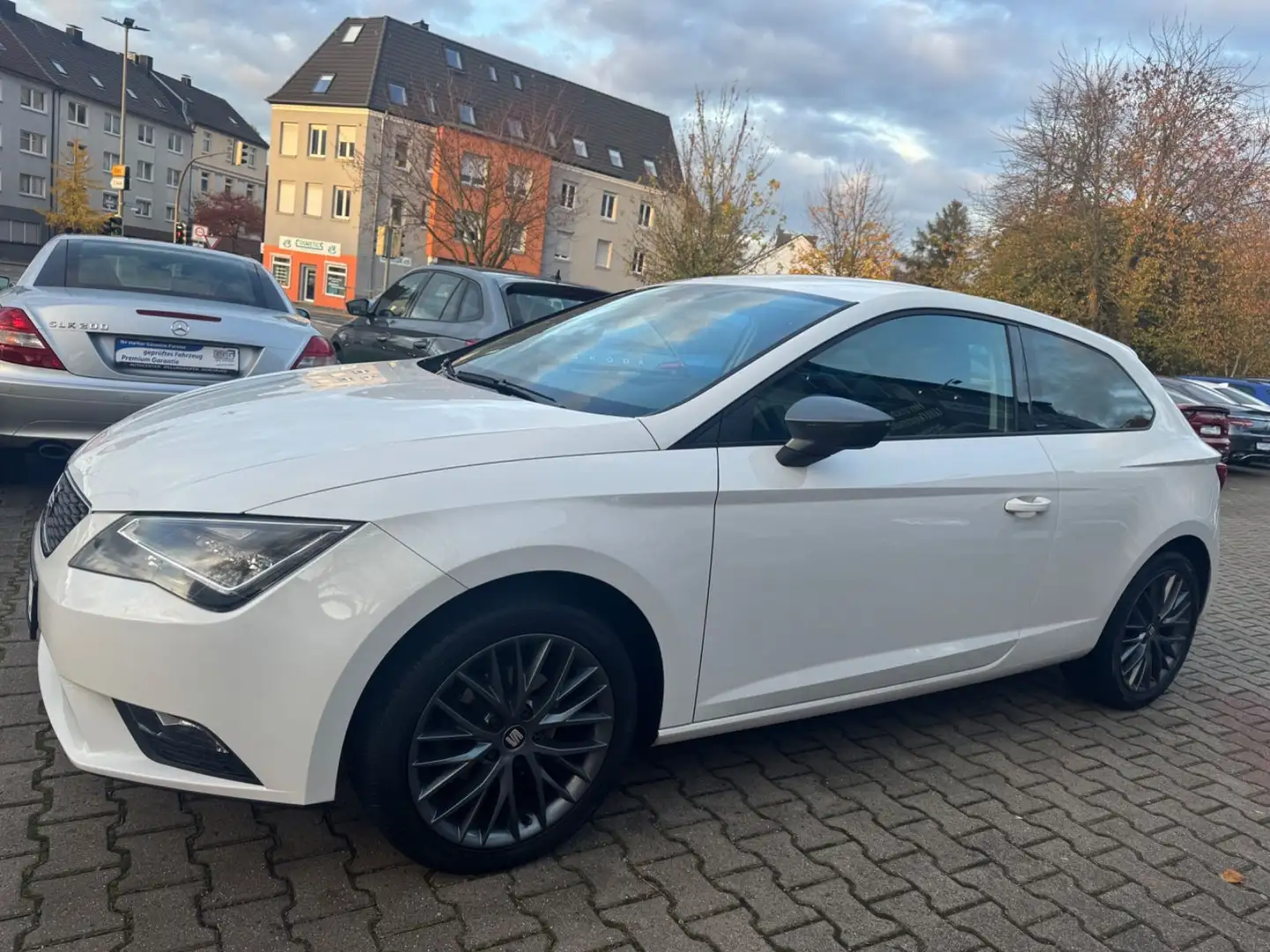SEAT Leon SC/Automatik/Scheckheft/Kamera/ Weiß - 2