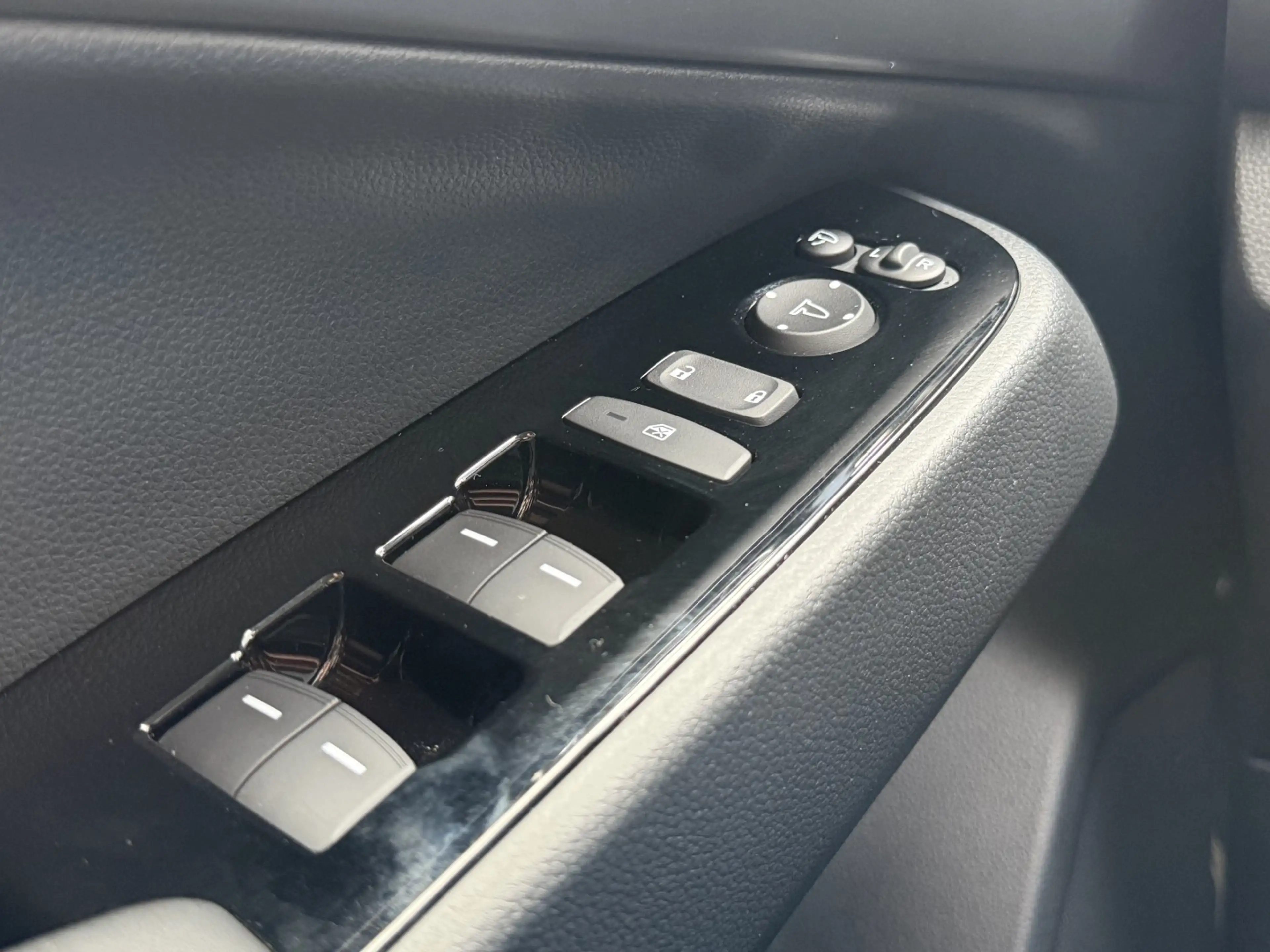 Honda HR-V 1.5 e:HEV Hybrid 131pk Automaat Advance | Navi & C — photo 15