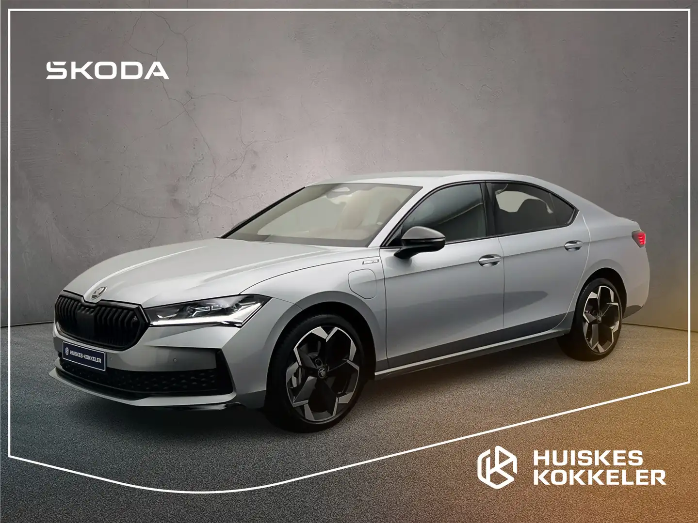 Skoda Superb 1.5 TSI iV 204pk Sportline Business €2.000,- inrui Grijs - 1