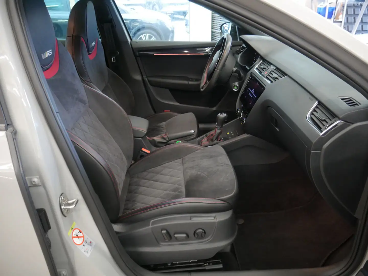 Skoda Octavia 2.0 TDI RS 4x4 DSG KAMERA LED MEMORY Gris - 2
