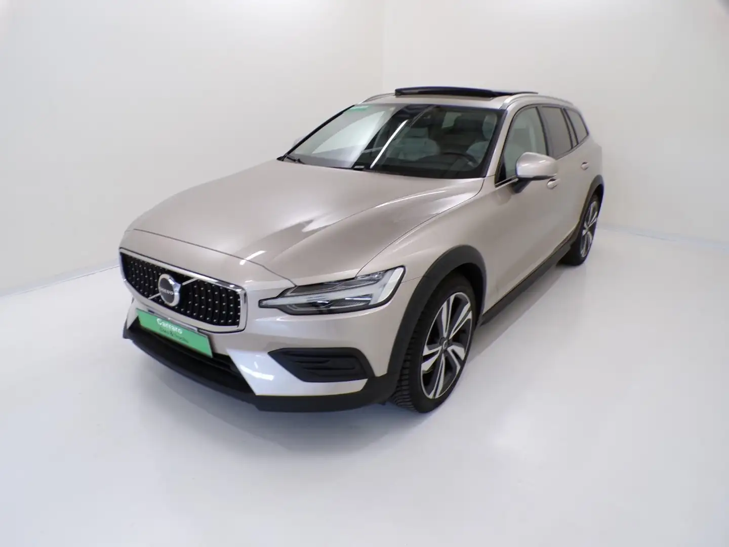 Volvo V60 Cross Country - V60 Cross Country 2.0 b4 Ultimate awd auto Plateado - 1
