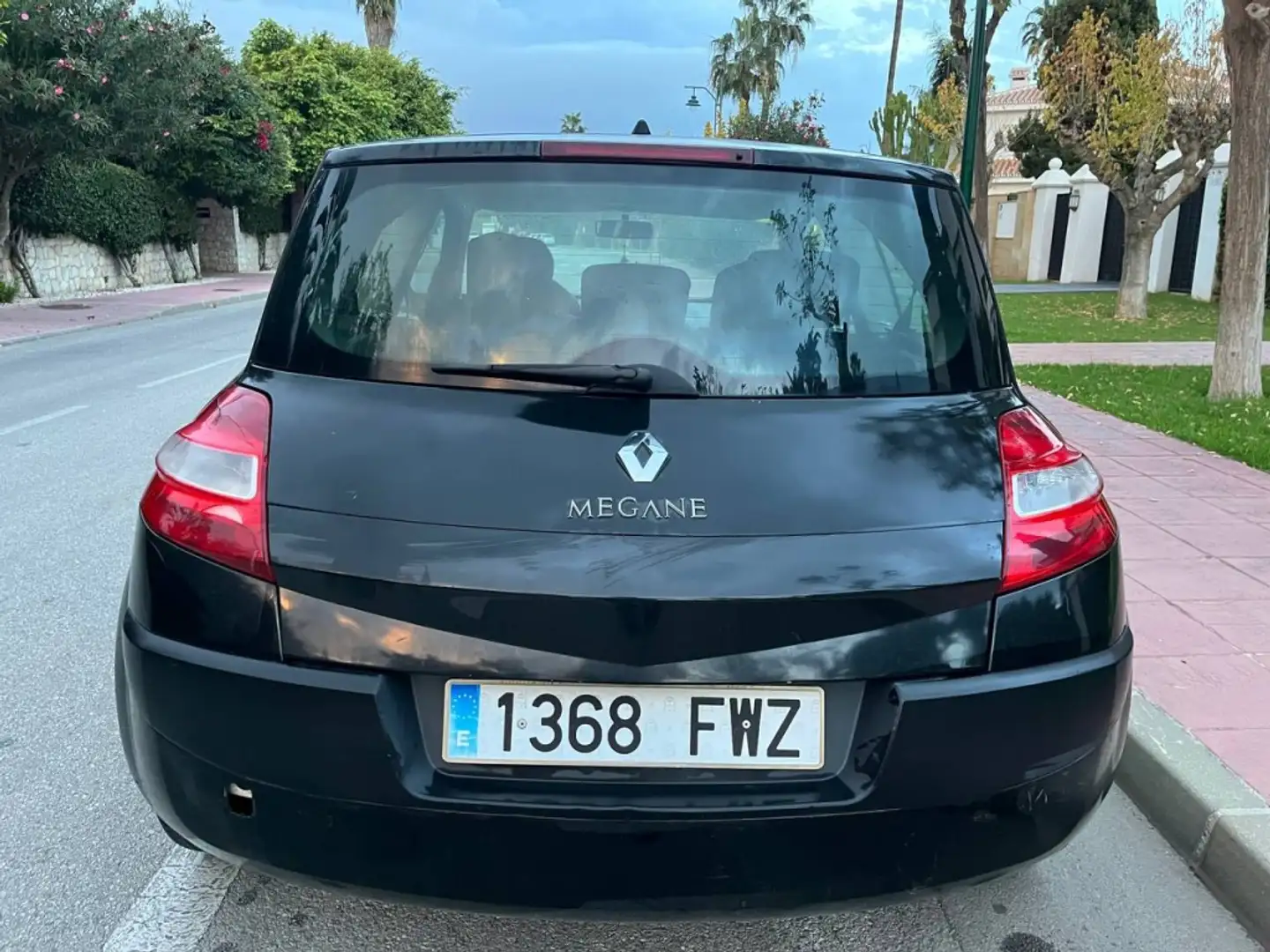 Renault Megane 1.6 Dynamique Schwarz - 2