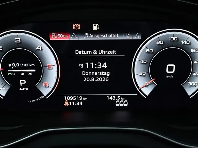Audi Q5 view 7