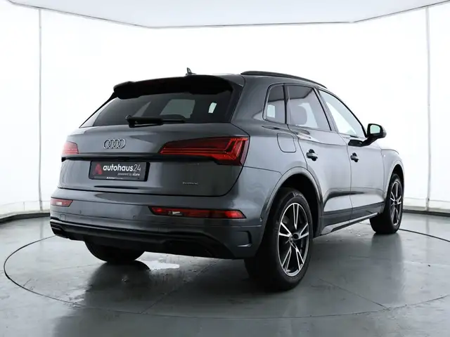Audi Q5 view 5