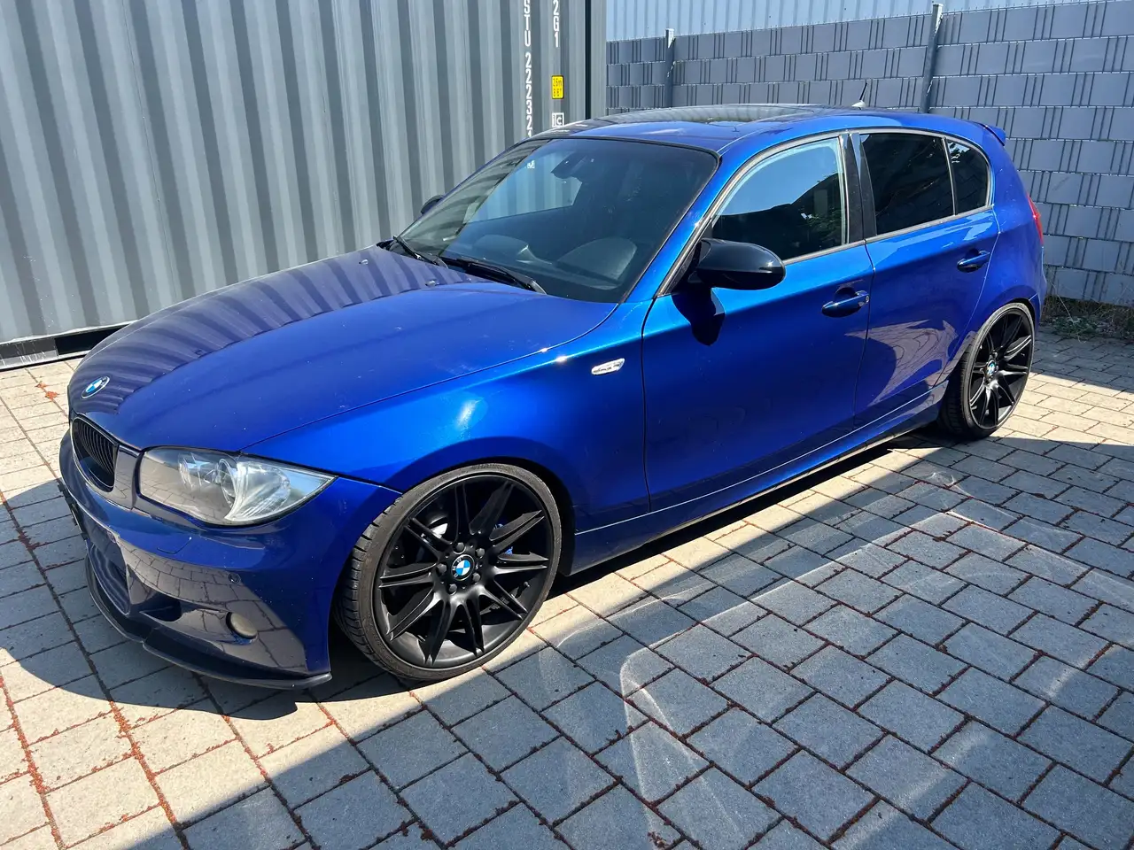 BMW 120