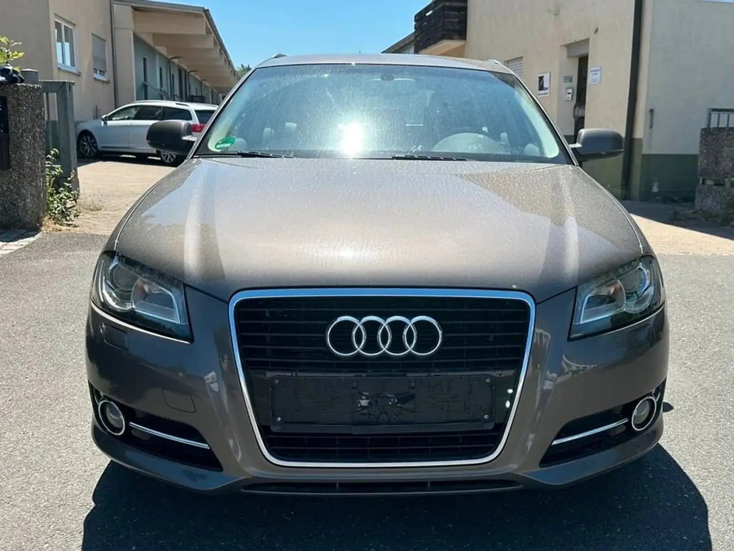 Audi A3 A3 1.8 T Automatik Ambiente Gris - 1