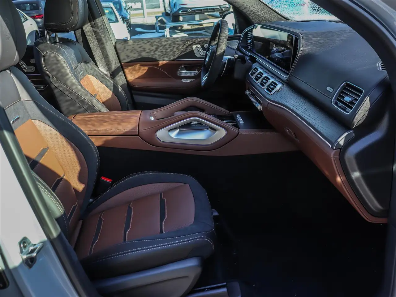 Mercedes-Benz GLE снимка Mercedes-Benz GLE