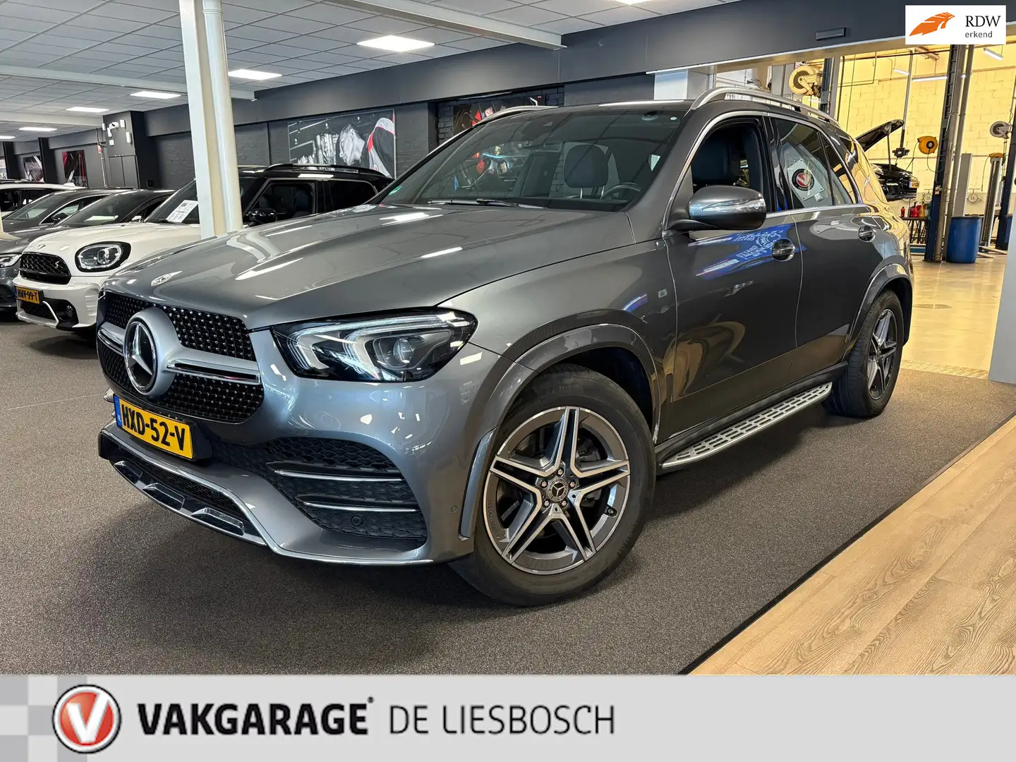 Mercedes-Benz GLE 350 e 4MATIC Premium Plus / AMG-line / Panorama-dak /s Grijs - 1