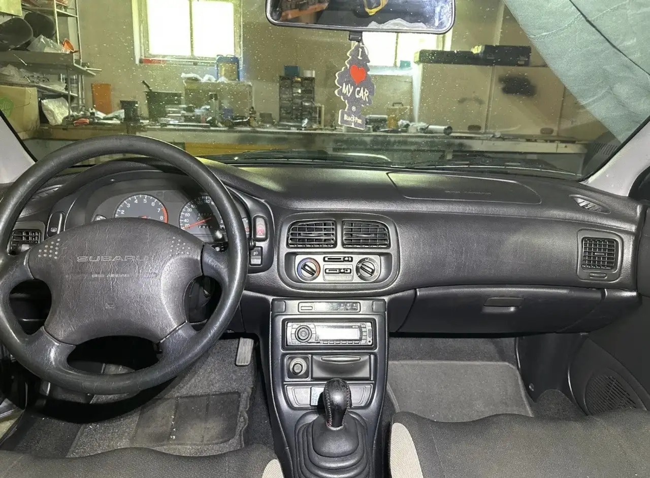 Subaru Impreza 2.0 4WD GT, foto 12