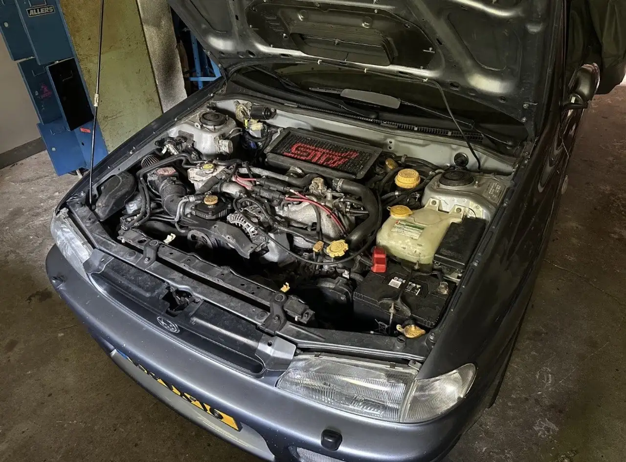 Subaru Impreza 2.0 4WD GT, foto 6