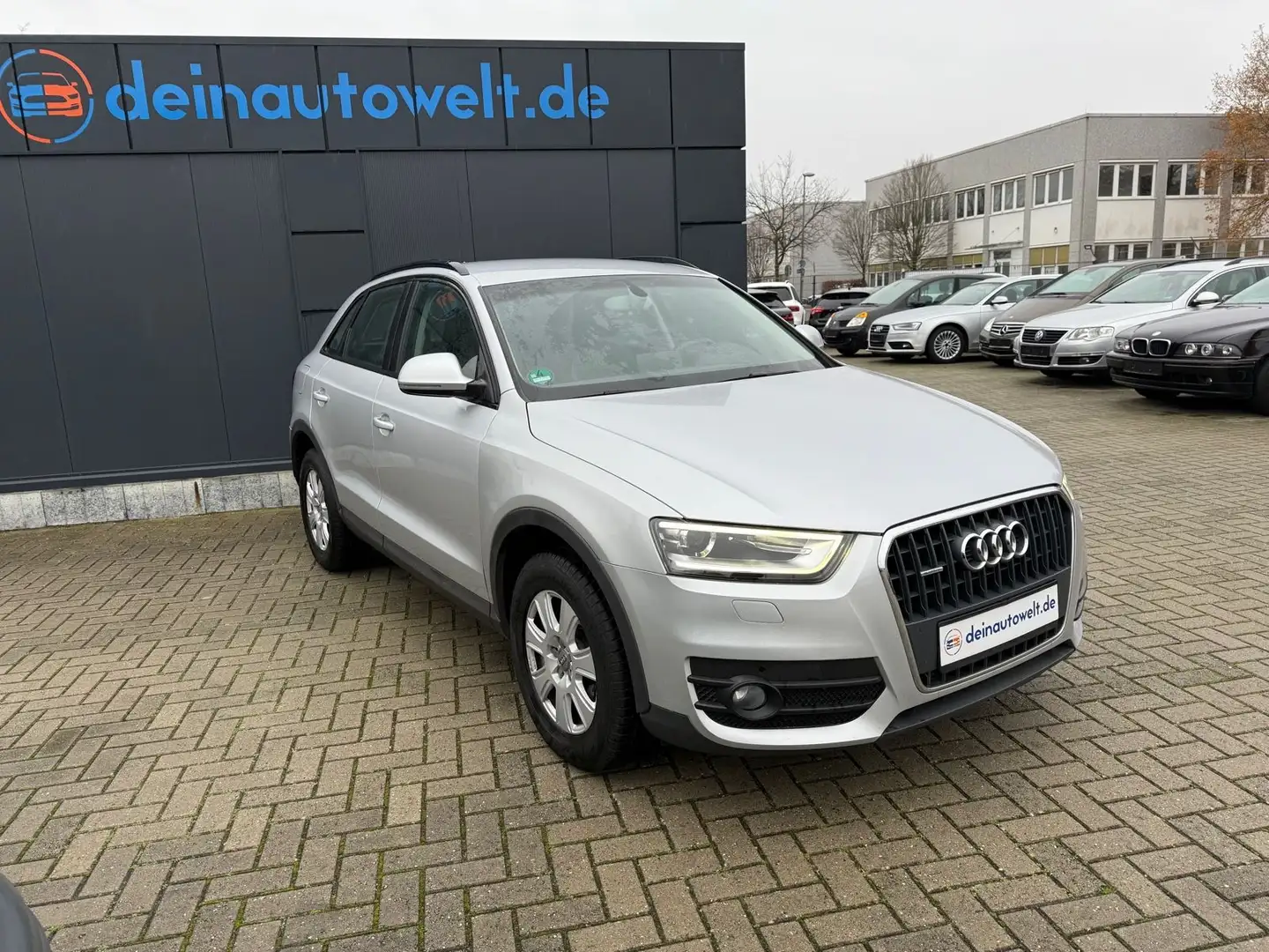 Audi Q3 2.0 TFSI quattro*Navi*Automatik*1.Hand Argent - 1