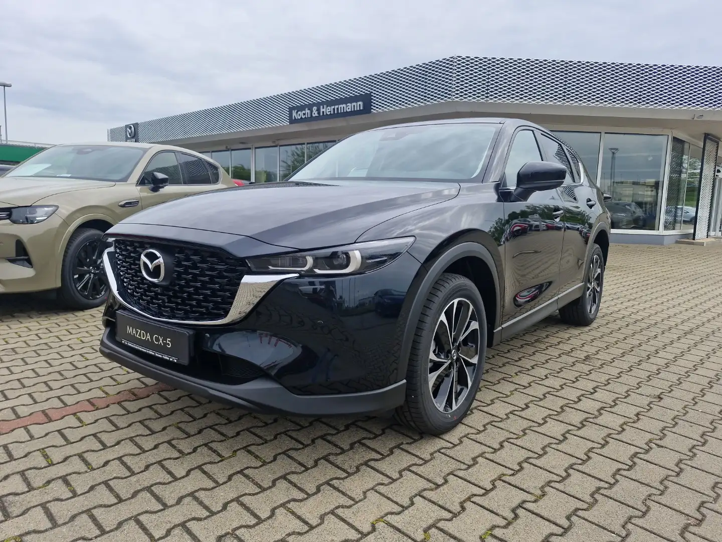 Mazda CX-5 2.5L SKYACTIV G 194 Automatik Ad´vantage Noir - 1