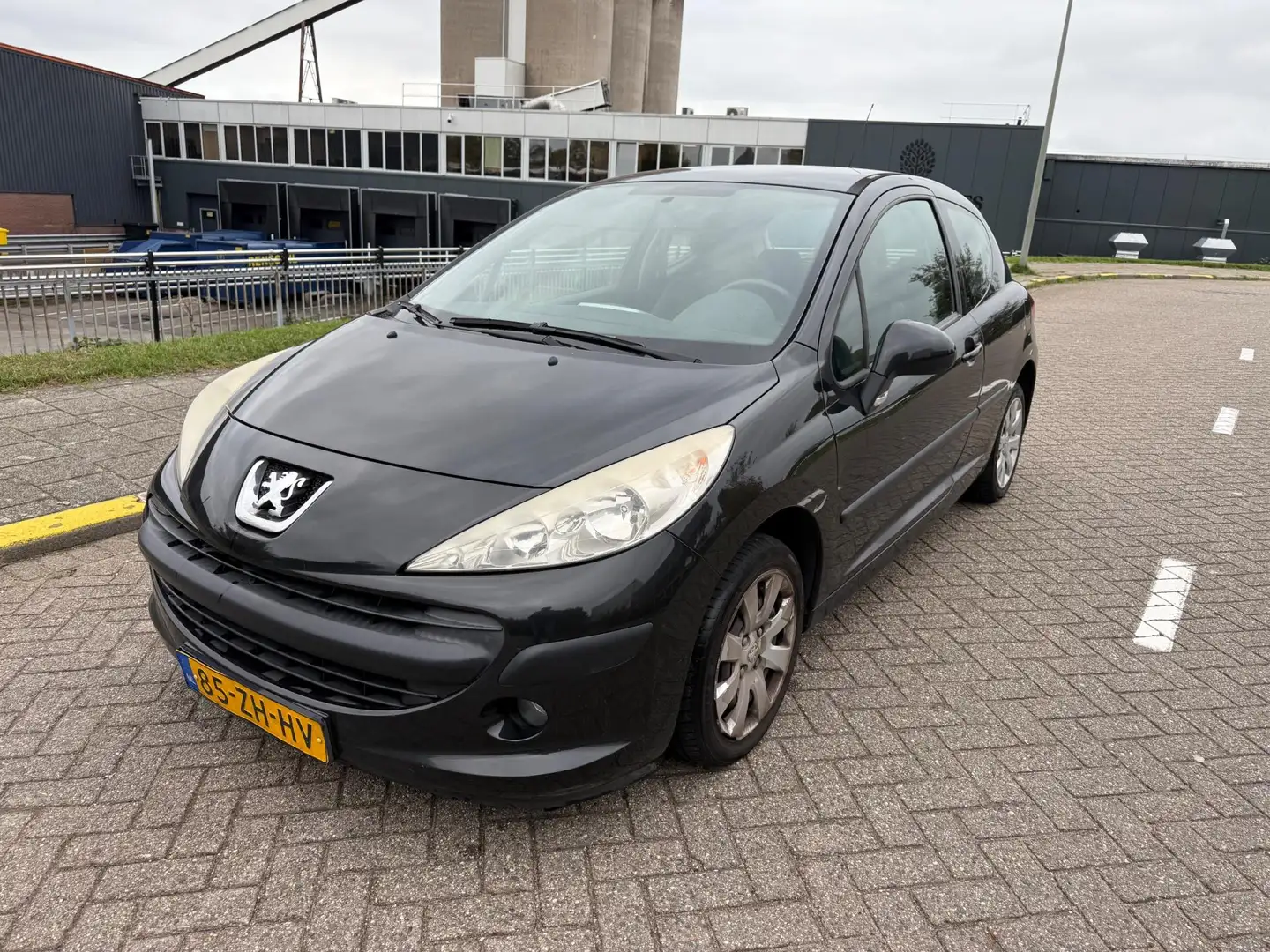 Peugeot 207 1.4 VTi Cool 'n Blue Zwart - 2