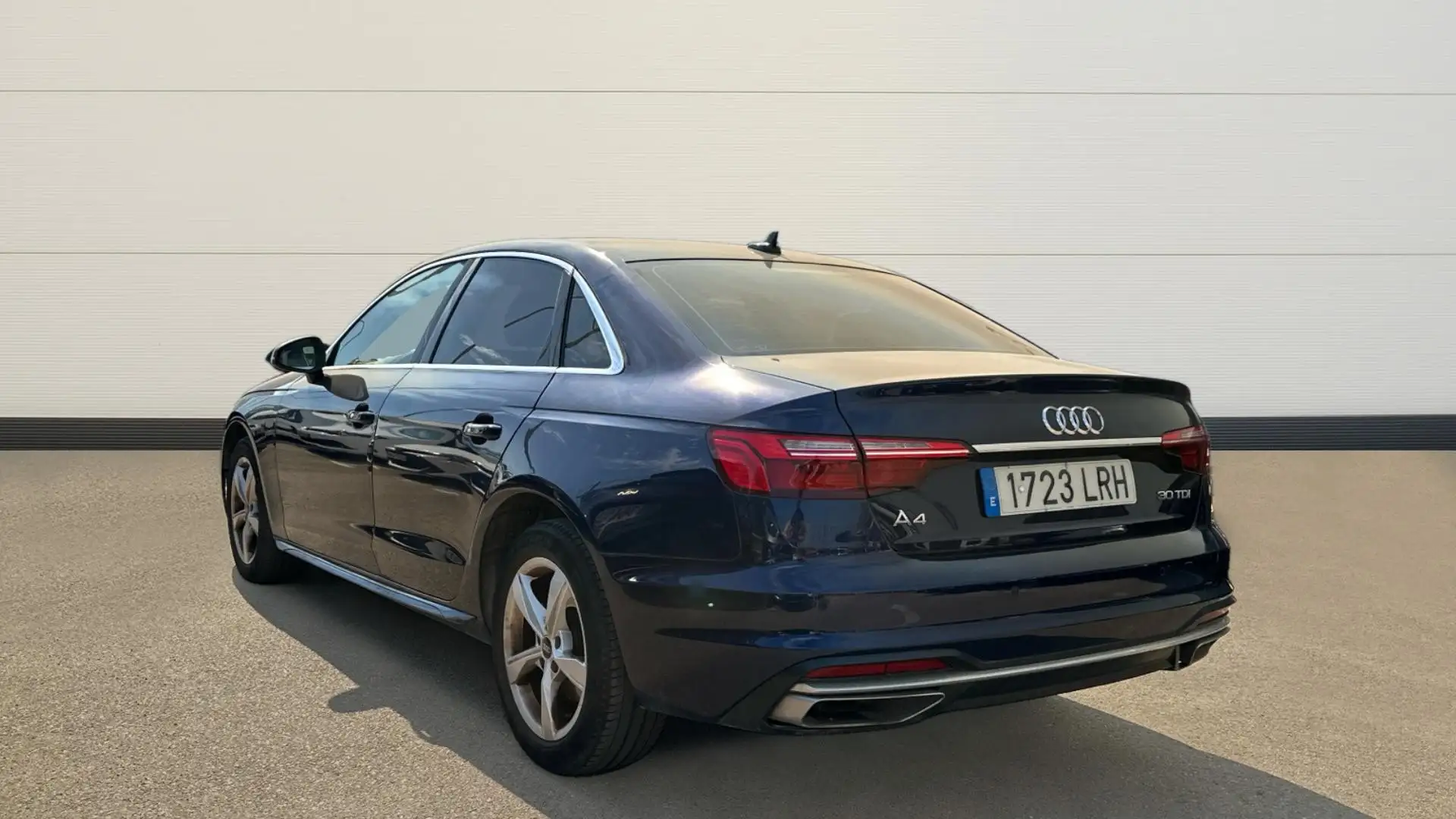 Audi A4 30 TDI Advanced S tronic 100kW - 2