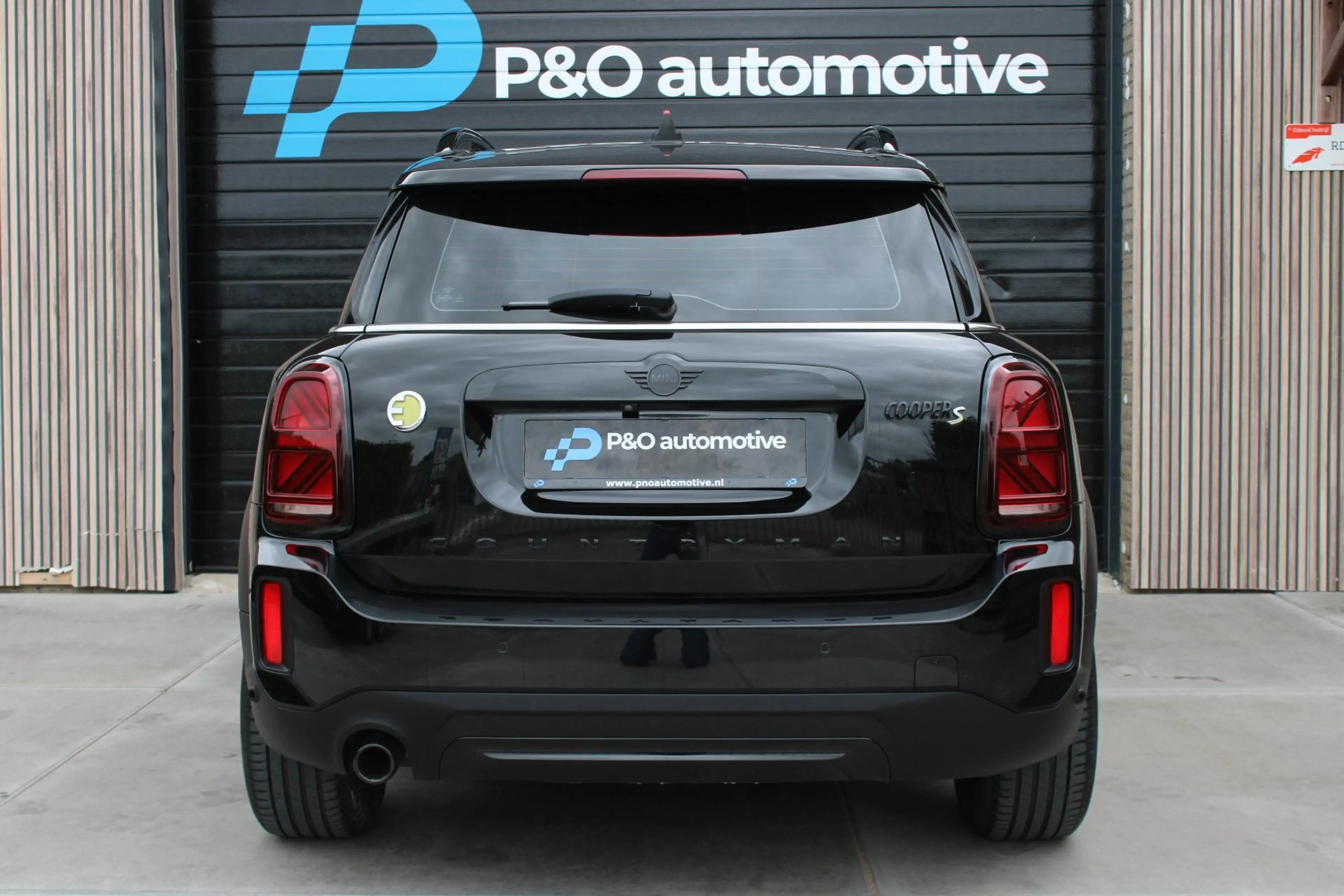 MINI Cooper SE Countryman 1.5 ALL4 MINI Yours PANO | LEDER — photo 11