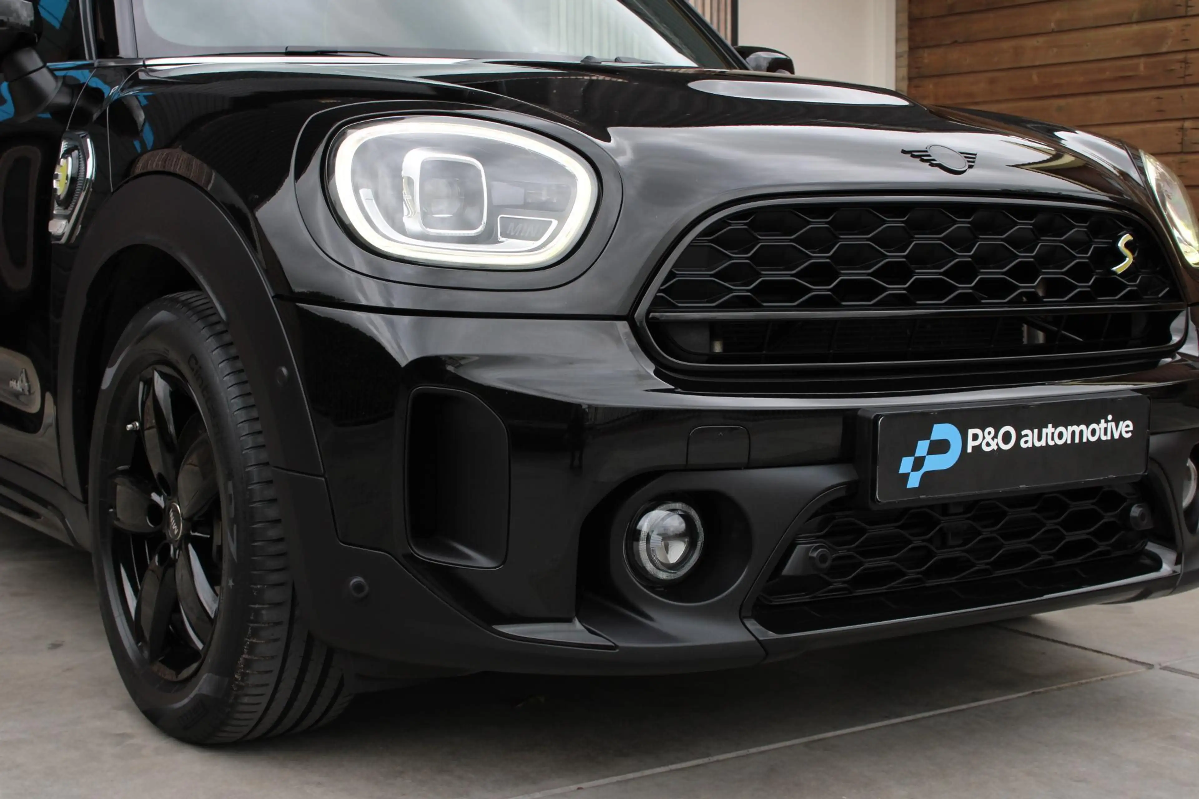 MINI Cooper SE Countryman 1.5 ALL4 MINI Yours PANO | LEDER — photo 13