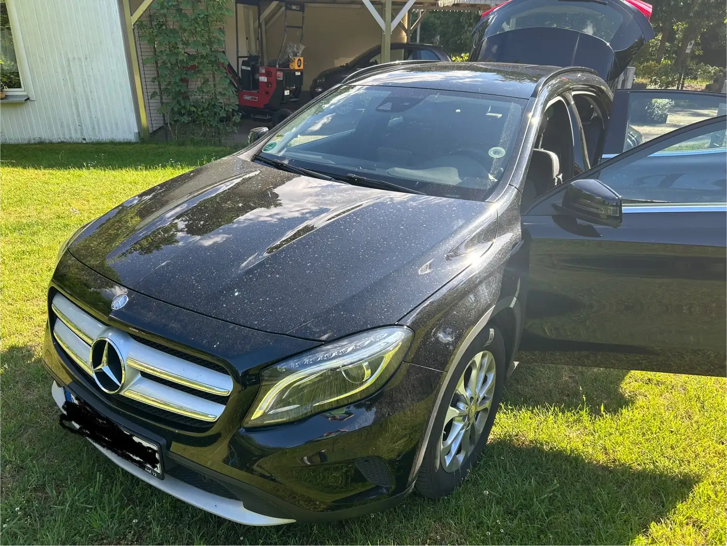 Mercedes-Benz GLA 200 d - 1