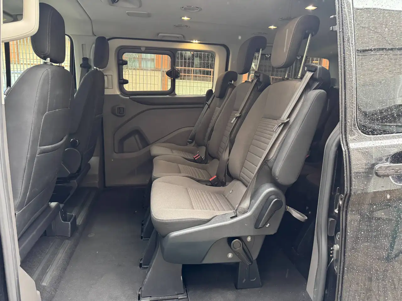Ford Tourneo 320 2.0 EcoBlue 130CV 8 POSTI 2 PORTE SCORREVOLI TITANIUM " SUPER PREZZO ", миниатюра 8