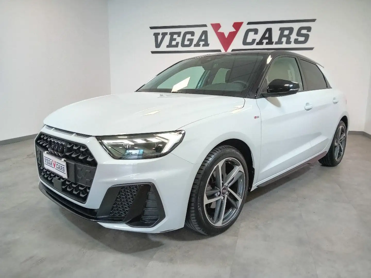 Audi A1 SPB 30 TFSI S line edition OFFERTA PROMO Bianco - 1