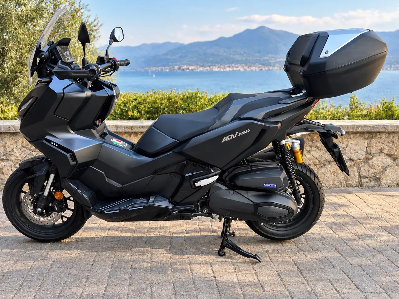 Honda ADV 350