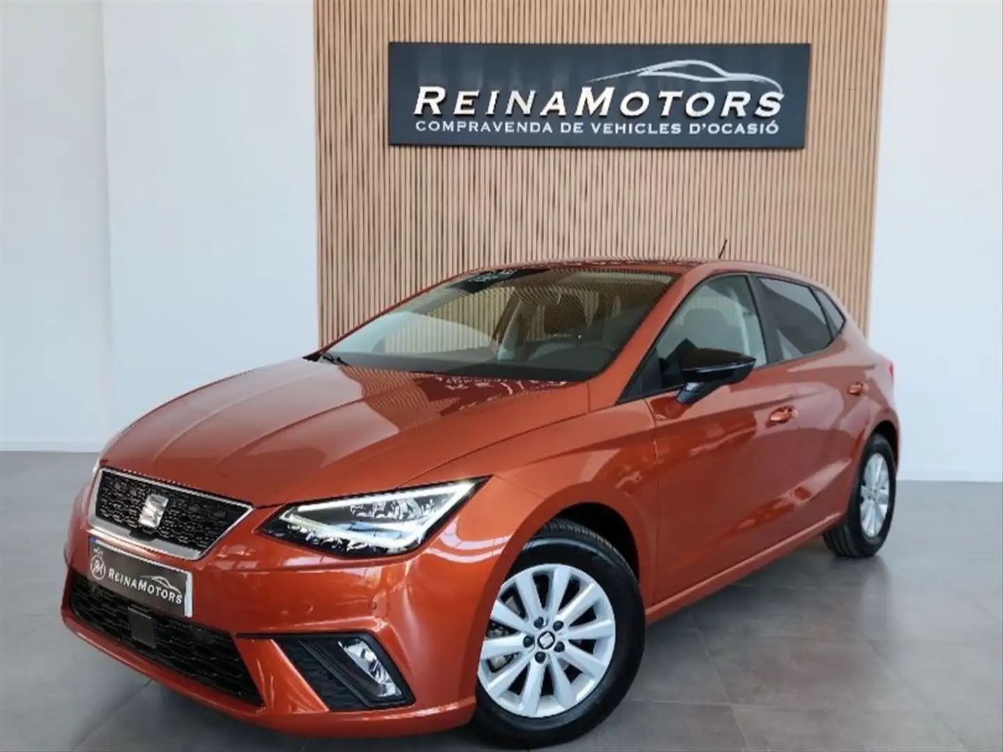 SEAT Ibiza 1.6 TDI 70kW 95CV Style Plus Naranja - 1