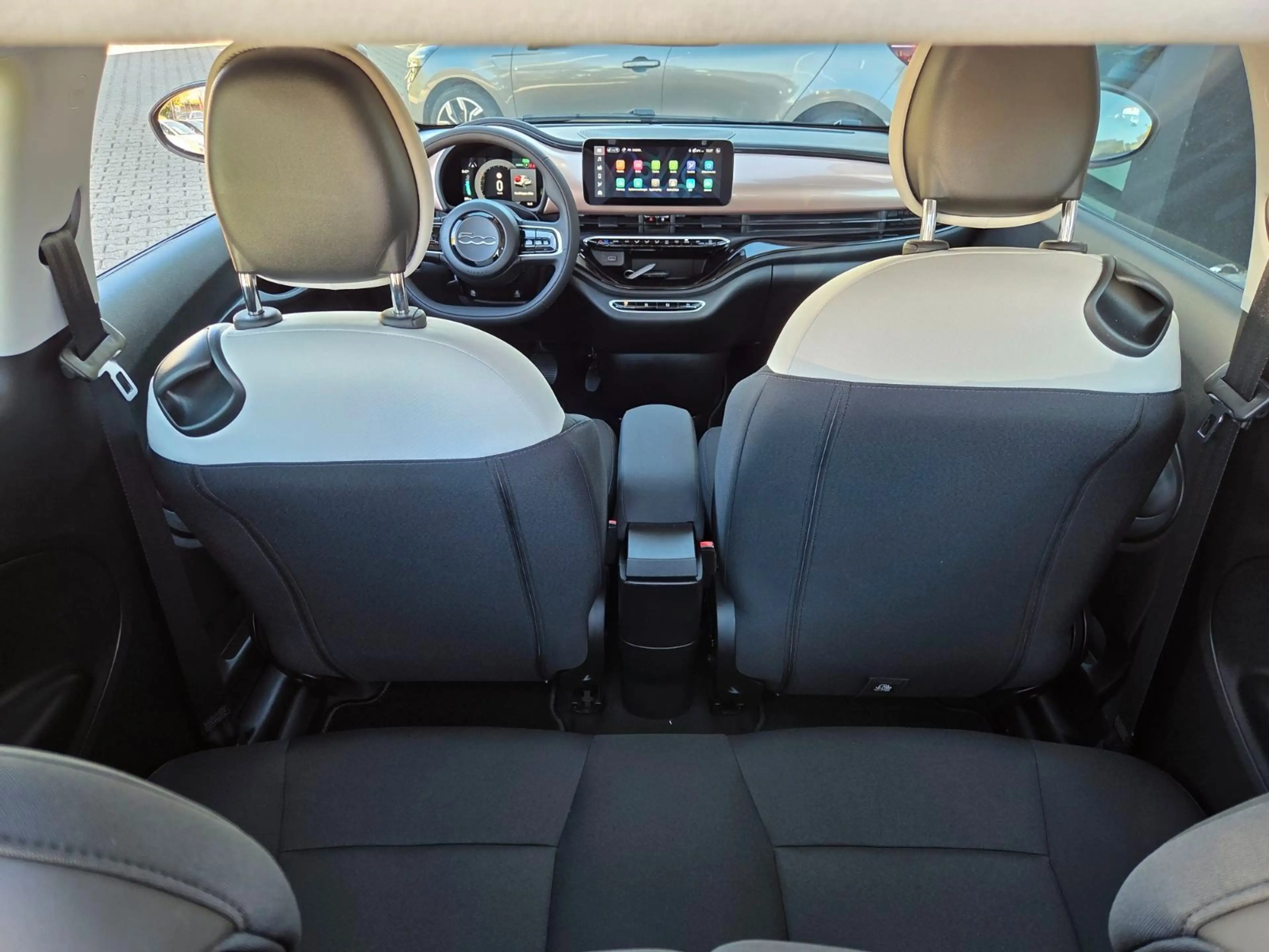Fiat 500e Icon 42 kWh (118 PS) *Komfort-Paket — photo 12