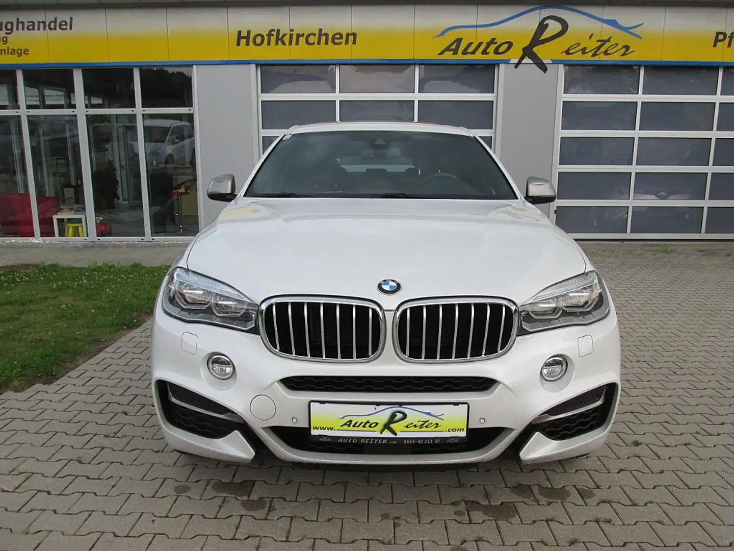 BMW X6 M 50d M Sport Aut.-AT-Motor-35tkm*Adapt.LED*ACC* ... Weiß - 2