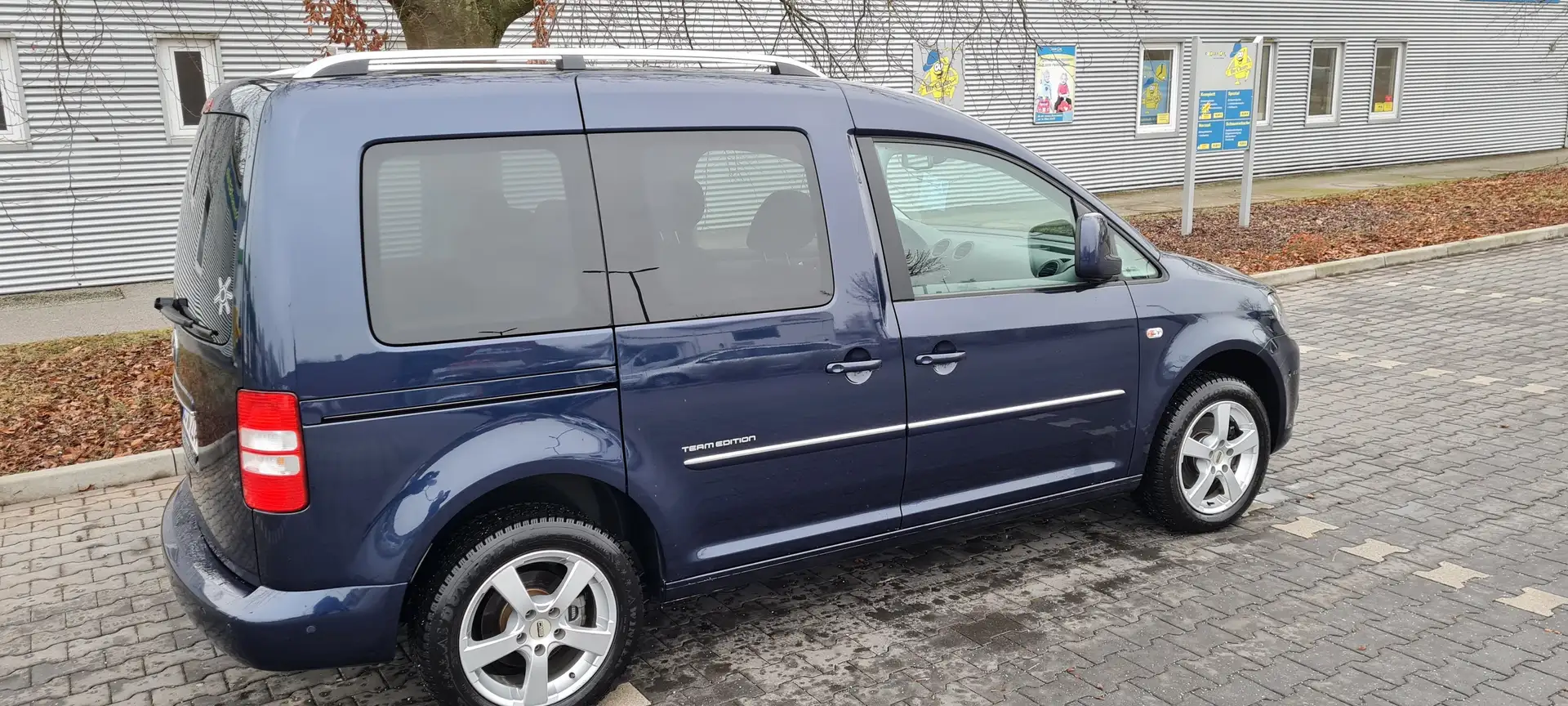 Volkswagen Caddy Caddy 2.0 TDI (5-Si.) Team Edition Blau - 1