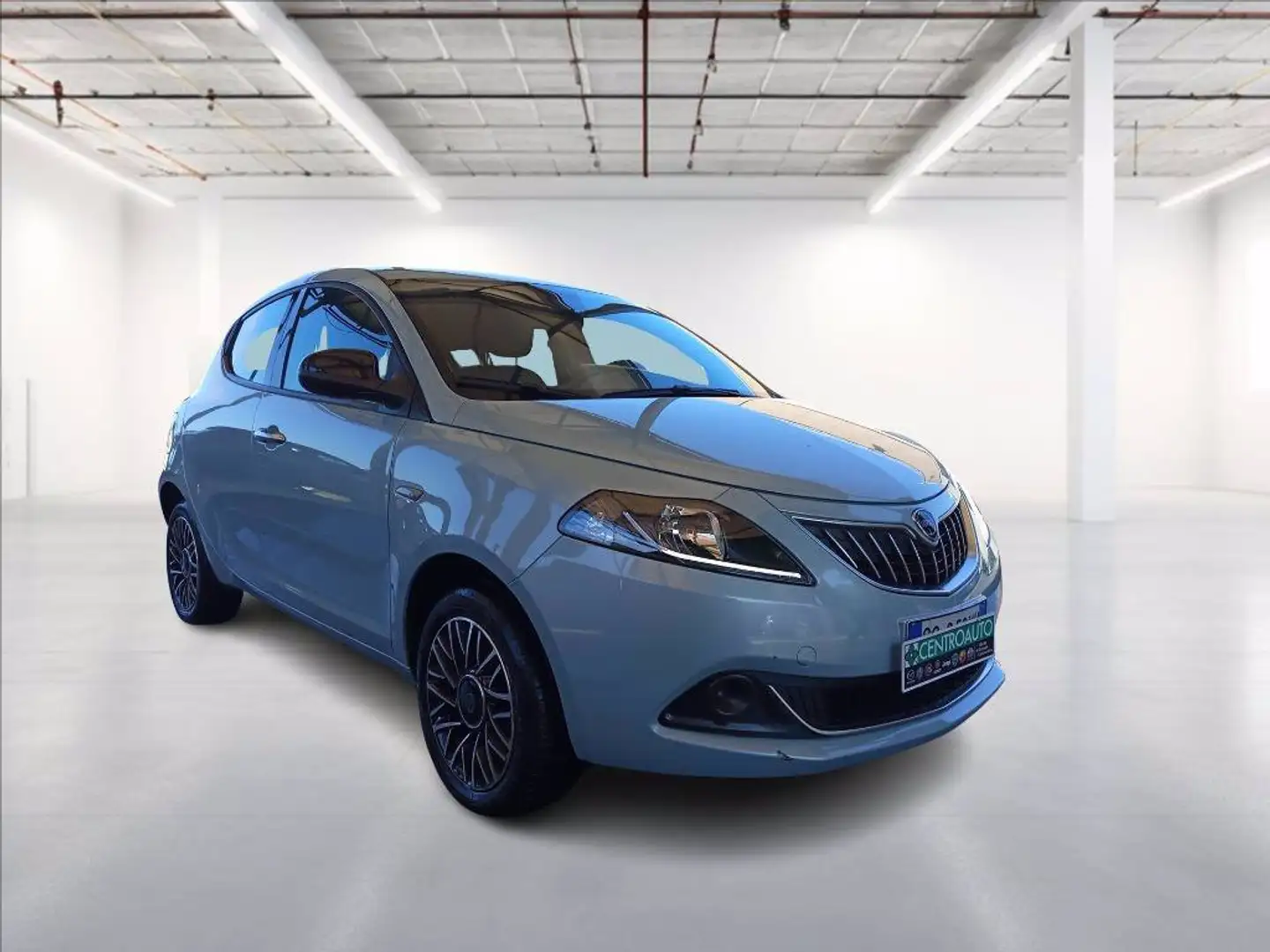 Lancia Ypsilon 1.0 firefly hybrid Platino s&s 70cv Groen - 1