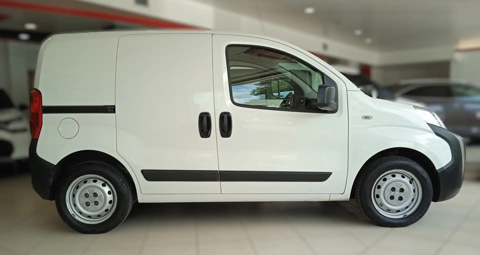 Citroen NEMO Bianco - 2