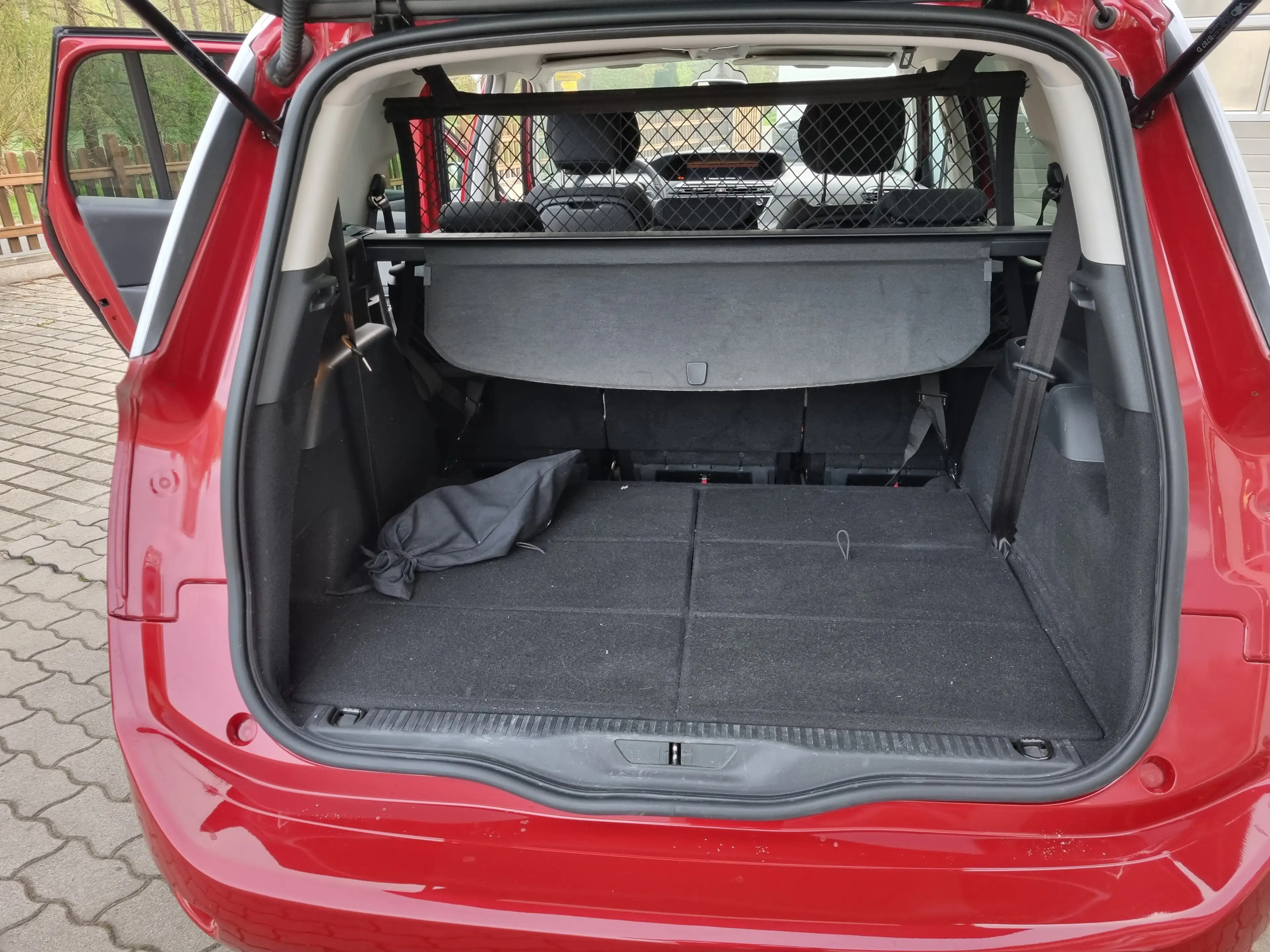 Citroen Grand C4 SpaceTourer Shine — photo 8