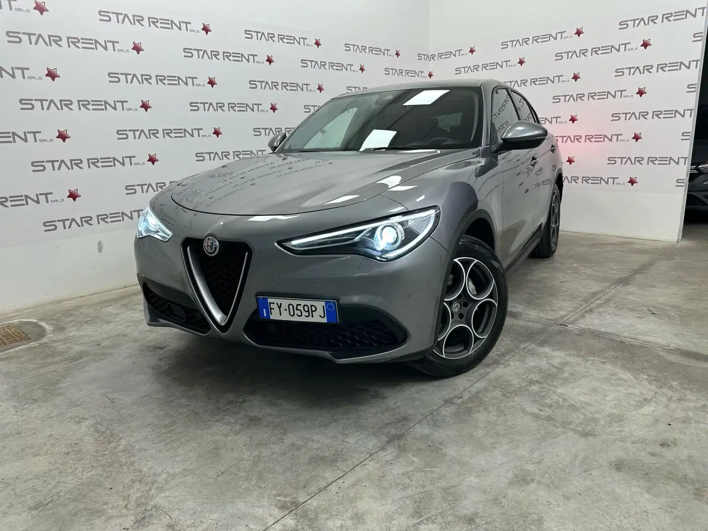Alfa Romeo Stelvio 2.2 Turbodiesel 190 CV AT8 Q4 Business Grigio - 1